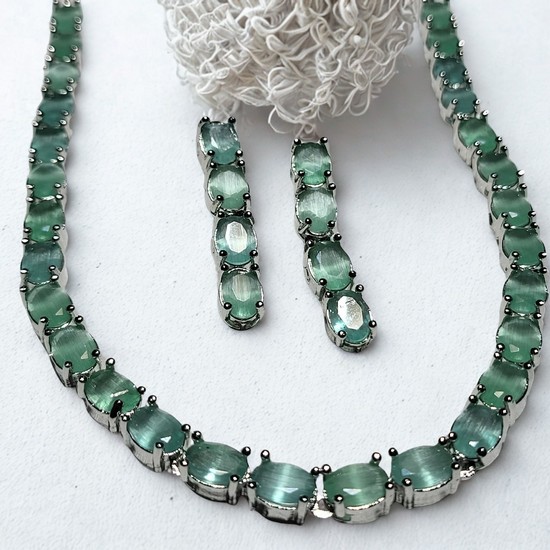 Silver Pear Drop Necklace Set