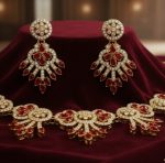 kunden necklace set with red ruby